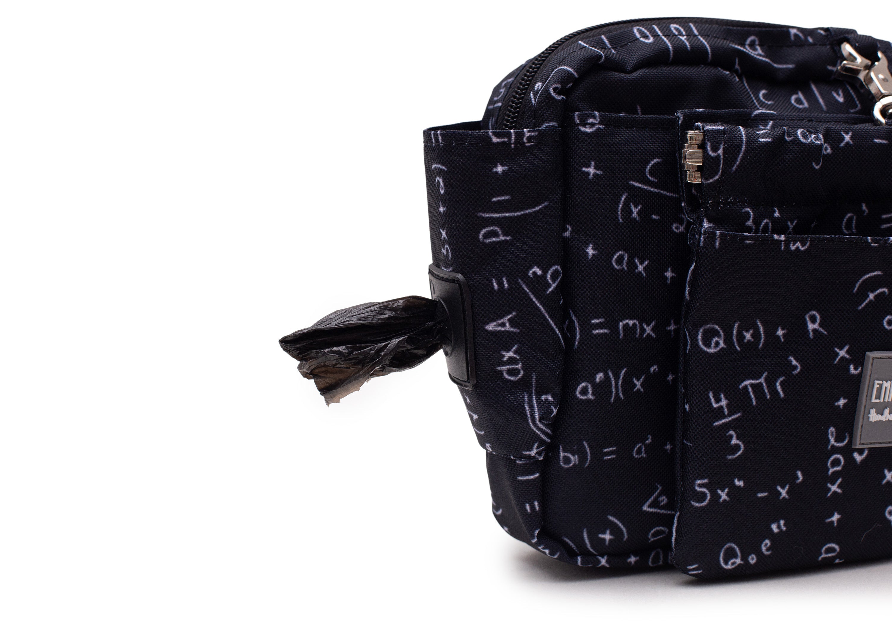 Wau-Pack große Gassitasche, Modell Numbers, Schwarz mit weißen Ziffern und Buchstaben - mit Kotbeutelspender