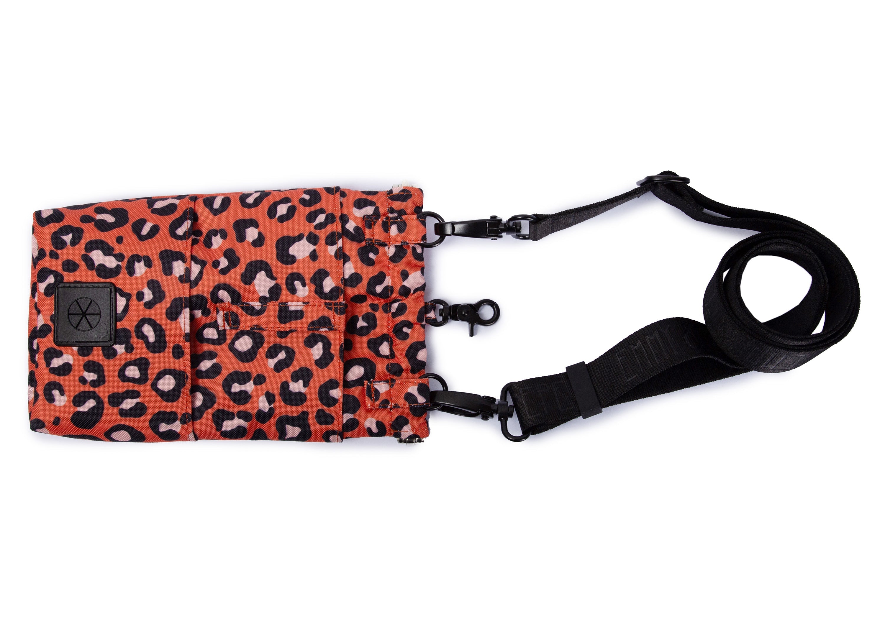 Gassitasche Wau-to-go, Modell  Leo Orange, modisches Leomuster in orange, mit praktischem Umhängegurt für jeden Spaziergang - inklusive Kotbeutelspender