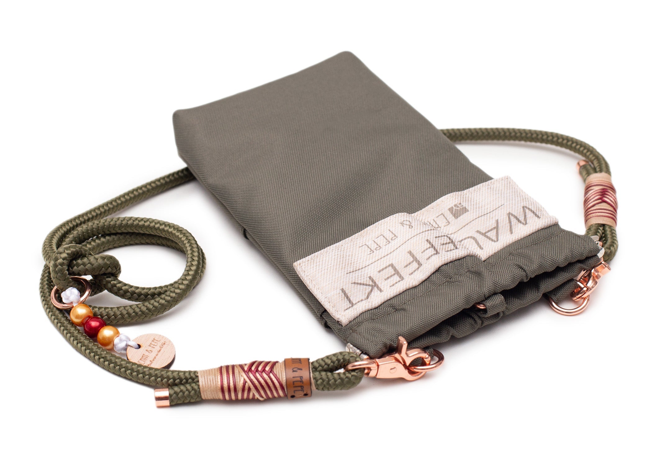 Wau-to-go Gassitasche, Modell  Lotte, dunkle Grüntöne, praktischer Umhängegurt mit vielen Fächern