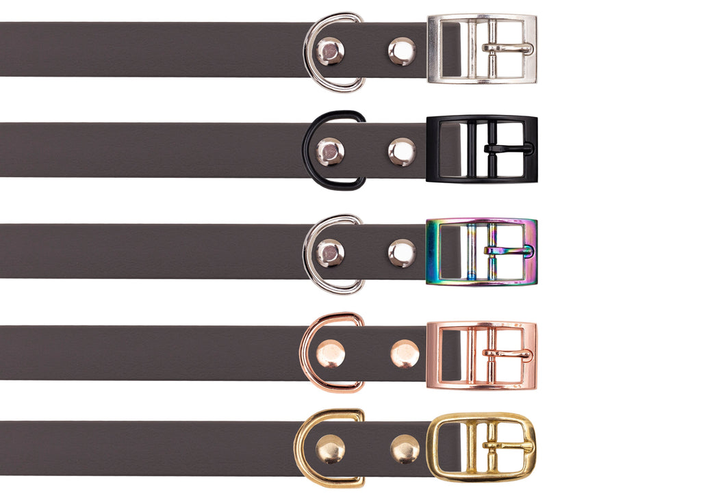 Biothane Halsband Farbe Coffee Gold / XS (20-25cm),Gold / S (25-33cm),Gold / M (33-40cm),Gold / L (39-49cm),Gold / XL (49-59cm),Gold / XXL (59-69cm),Silber / XS (20-25cm),Silber / S (25-33cm),Silber / M (33-40cm),Silber / L (39-49cm),Silber / XL (49-59cm),Silber / XXL (59-69cm),Schwarz / XS (20-25cm),Schwarz / S (25-33cm),Schwarz / M (33-40cm),Schwarz / L (39-49cm),Schwarz / XL (49-59cm),Schwarz / XXL (59-69cm),Rosegold / XS (20-25cm),Rosegold / S (25-33cm),Rosegold / M (33-40cm),Rosegold / L (39-49cm),Rose