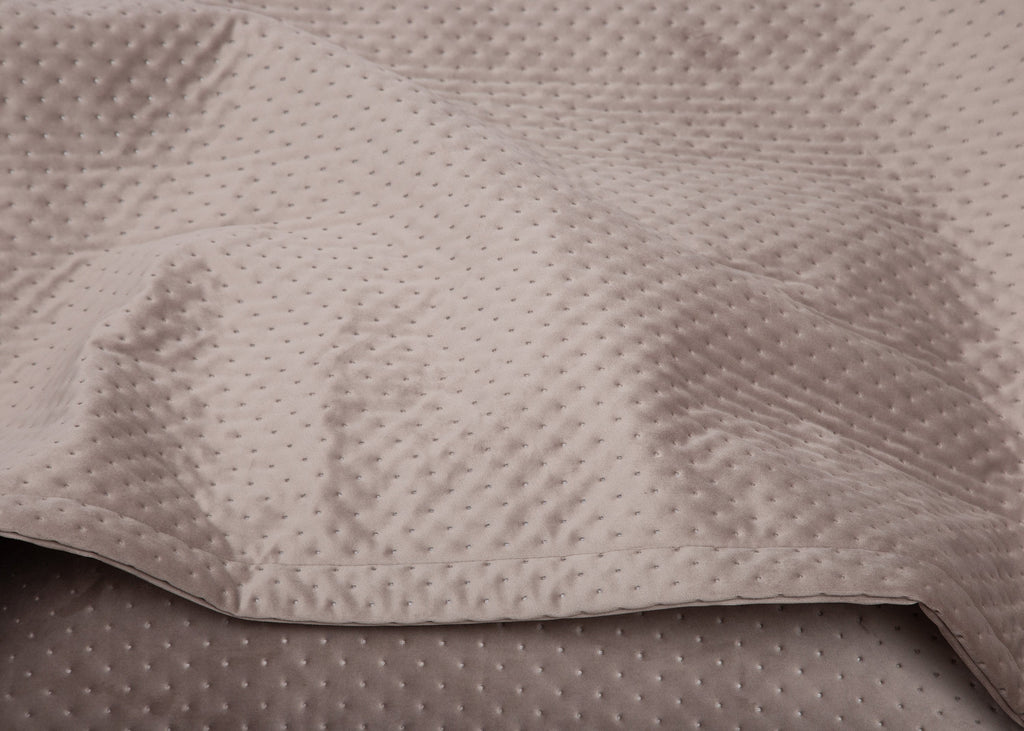 Wau-Bed  orthopädisches Hundebett mit Höhle Dot Taupe / Oval / S (80x60cm),Taupe / Oval / M (100x80cm),Taupe / Oval / L (120x100cm),Taupe / Oval / XL (140x120cm),Taupe / Eckig / S (80x60cm),Taupe / Eckig / M (100x80cm),Taupe / Eckig / L (120x100cm),Taupe / Eckig / XL (140x120cm),Dark Grey / Oval / S (80x60cm),Dark Grey / Oval / M (100x80cm),Dark Grey / Oval / L (120x100cm),Dark Grey / Oval / XL (140x120cm),Dark Grey / Eckig / S (80x60cm),Dark Grey / Eckig / M (100x80cm),Dark Grey / Eckig / L (120x100cm),Dar