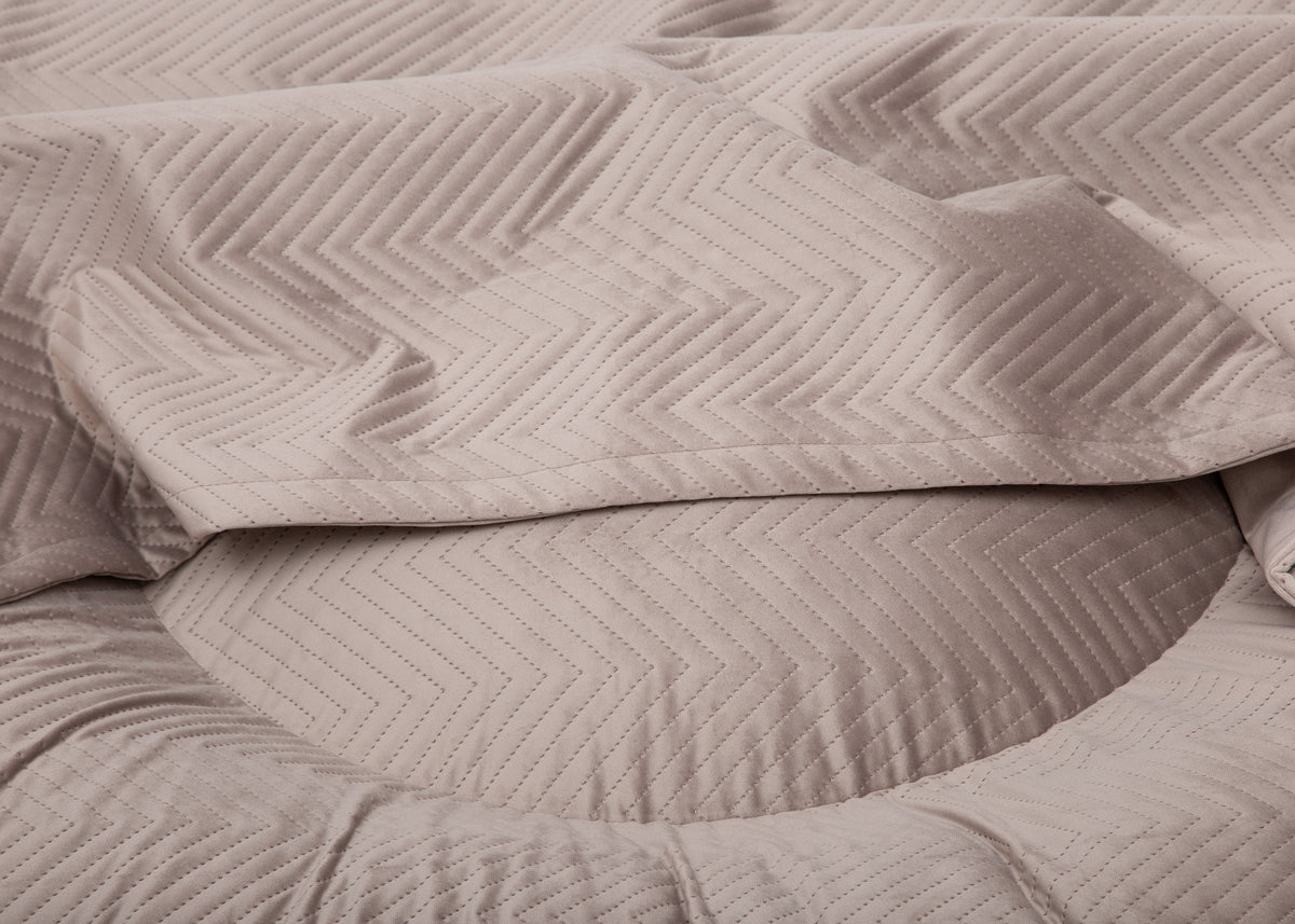 Wechselbezug orthopädisches Hundebett mit Höhle ZickZack Taupe / Oval / S (80x60cm),Taupe / Oval / M (100x80cm),Taupe / Oval / L (120x100cm),Taupe / Oval / XL (140x120cm),Taupe / Eckig / S (80x60cm),Taupe / Eckig / M (100x80cm),Taupe / Eckig / L (120x100cm),Taupe / Eckig / XL (140x120cm),Dark Grey / Oval / S (80x60cm),Dark Grey / Oval / M (100x80cm),Dark Grey / Oval / L (120x100cm),Dark Grey / Oval / XL (140x120cm),Dark Grey / Eckig / S (80x60cm),Dark Grey / Eckig / M (100x80cm),Dark Grey / Eckig / L (120x1