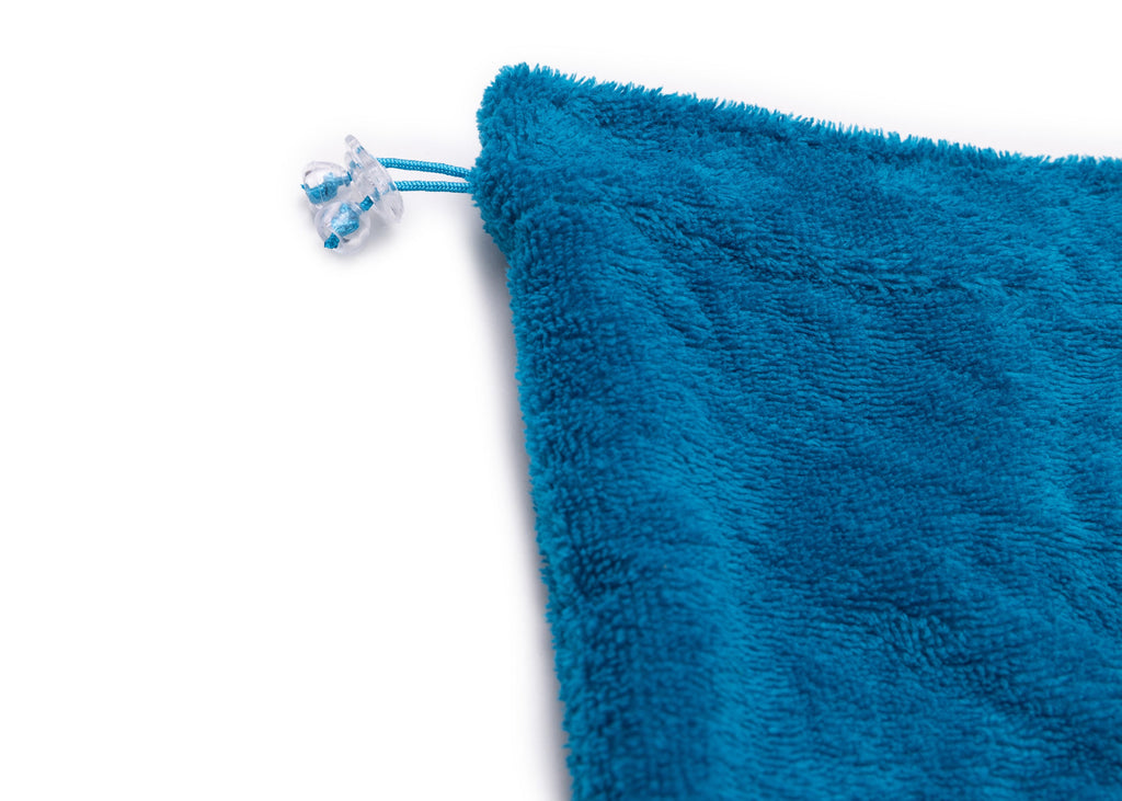 Hundebademantel aus Bambusfaser Aqua  - verstellbarer Kragen