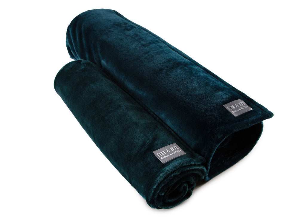 Wau-Blanket Hundedecke Dark Blue aufgerollt