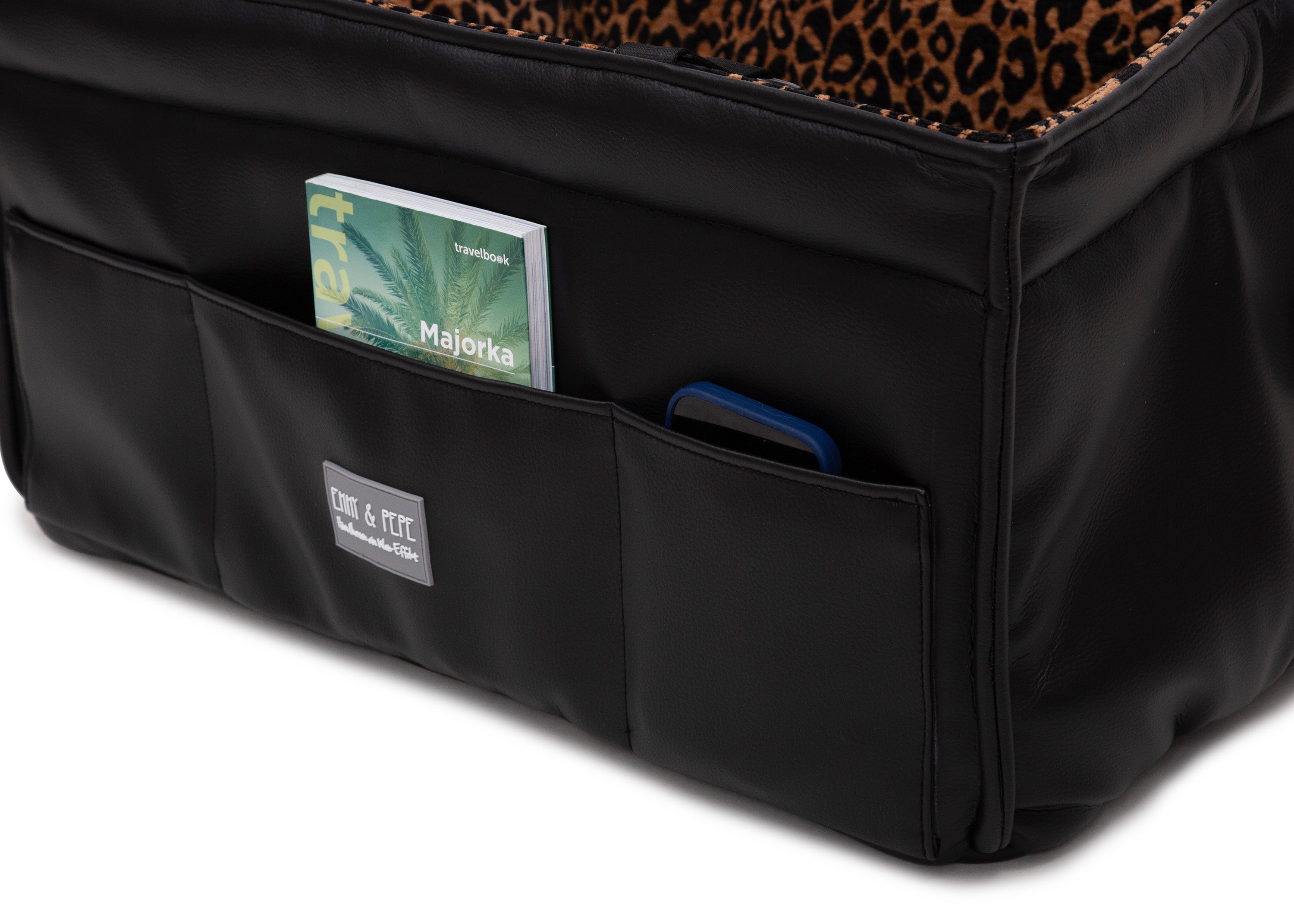 Wau-Snuggle Leo Bronce