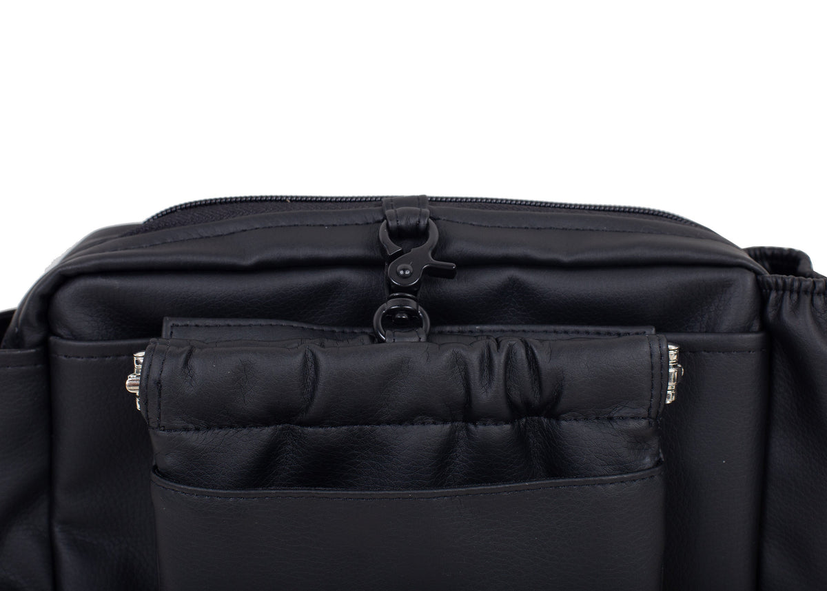 Wau-Pack Kunstleder Hans in Black