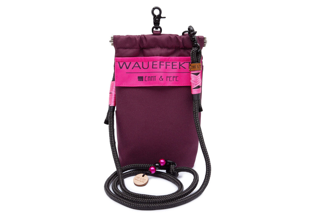 Wau-to-go Gassitasche, Modell  Pink Berry, mit praktischem Umhängegurt und vielen Fächern