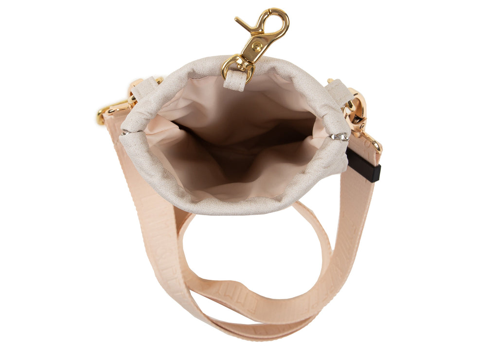 Wau-to-go Gassitasche, Modell  Wildleder Creme, mit großem Leckerlifach