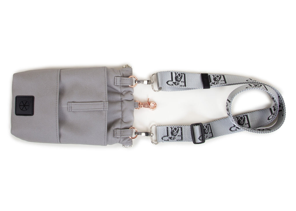 Wau-to-go Gassitasche, Modell Wildleder Silber, bei jedem Spaziergang alles dabei dank vieler Fächer