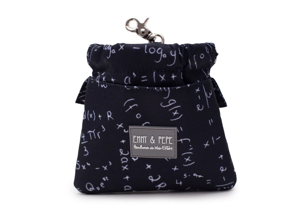 Wau-Pack große Gassitasche, Modell Numbers, Schwarz mit weißen Ziffern und Buchstaben