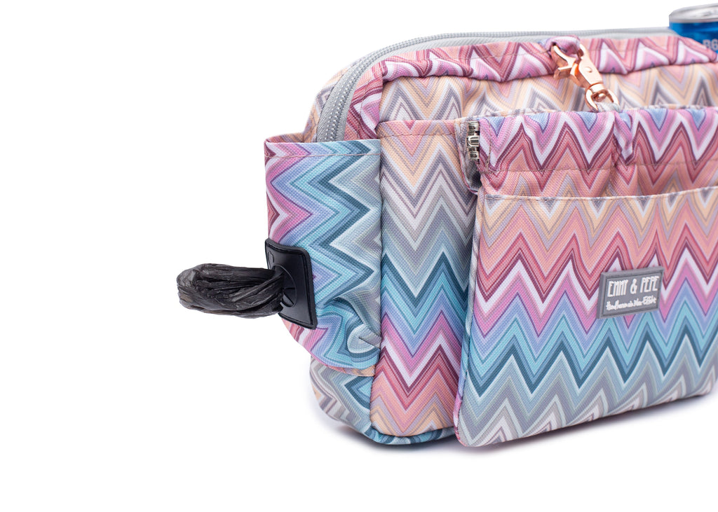 Wau-Pack große Gassitasche, Modell  Waussoni, sanfte Pastelltöne in modischem Zick-Zack-Muster- mit Kotbeutelspender