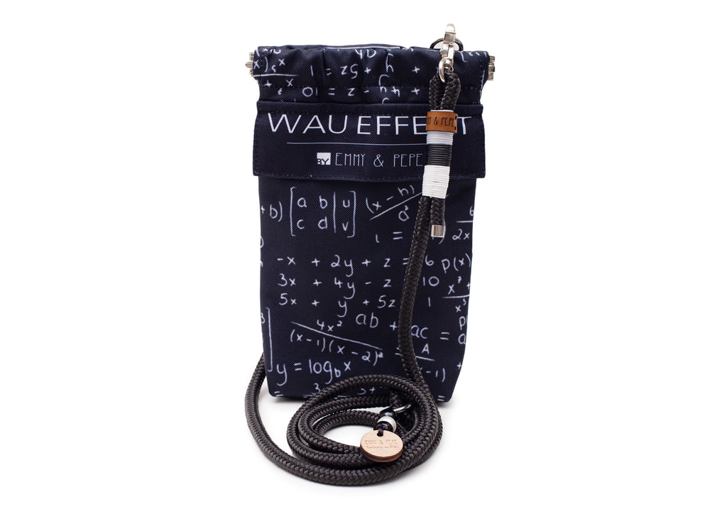 Gassitasche Wau-to-go Numbers in schwarz mit weißem Zahlenmuster mit Schultergurt und mehreren praktischen Fächern