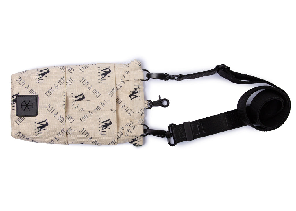 Gassitasche Wau-to-go, Modell  "Wau-Effekt" Creme mit schwarzen Logos, mit praktischem Umhängegurt in schwarz