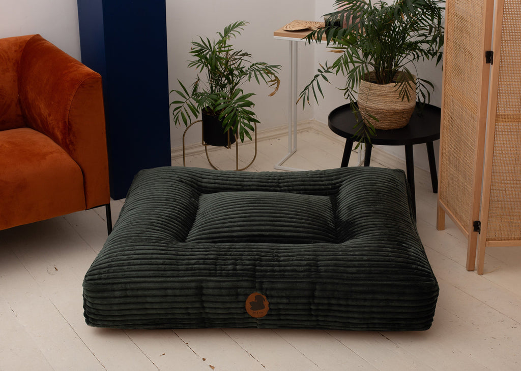 Wau-Bed orthopädisches Hundebett Kuschelcord Creme / Oval / S (80x60cm),Creme / Oval / M (100x80cm),Creme / Oval / L (120x100cm),Creme / Oval / XL (140x120cm),Creme / Eckig / S (80x60cm),Creme / Eckig / M (100x80cm),Creme / Eckig / L (120x100cm),Creme / Eckig / XL (140x120cm),Light Grey / Oval / S (80x60cm),Light Grey / Oval / M (100x80cm),Light Grey / Oval / L (120x100cm),Light Grey / Oval / XL (140x120cm),Light Grey / Eckig / S (80x60cm),Light Grey / Eckig / M (100x80cm),Light Grey / Eckig / L (120x100cm)