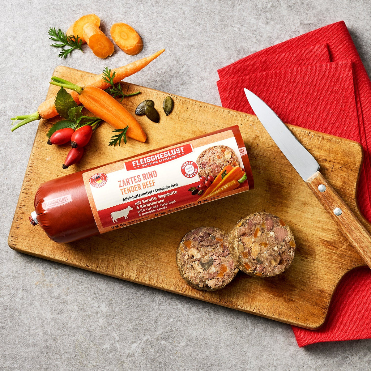 Fleischeslust Zartes Rind (+Karotte, Hagebutte & Kürbiskernen)